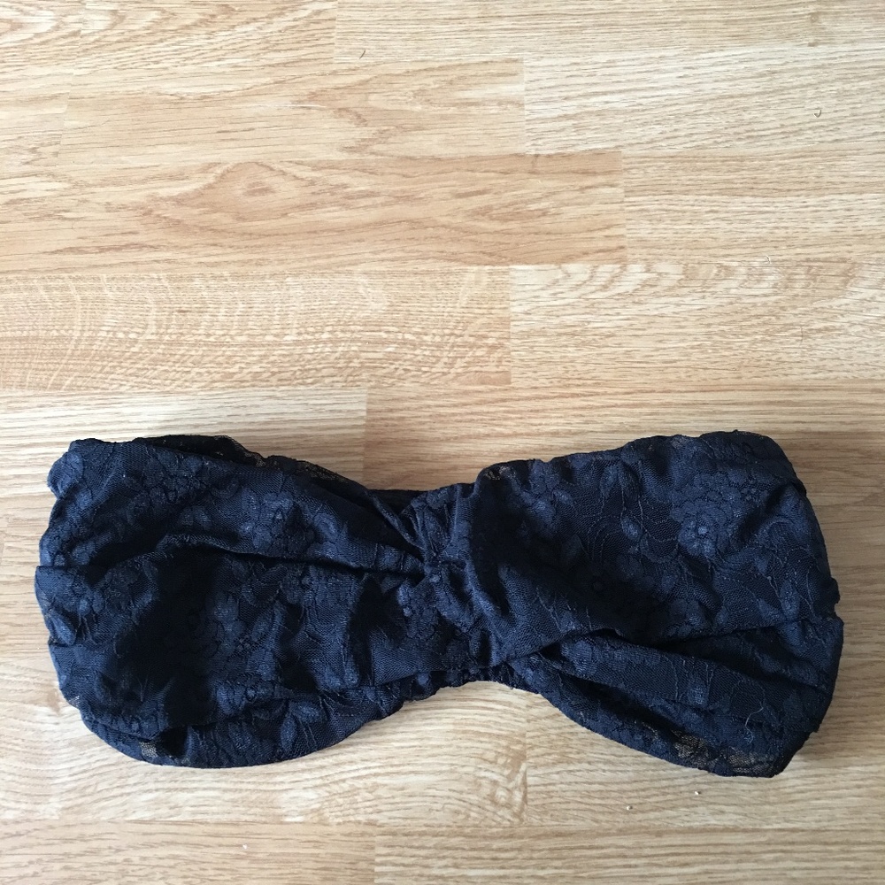 Express Intimates - Black bandeau